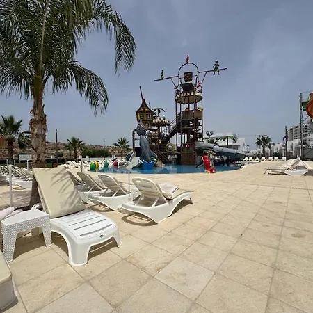 Elizabeth Caesar Blue *